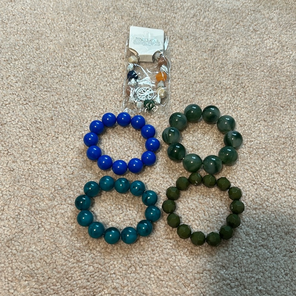 Bracelets - Picture 2 of 2